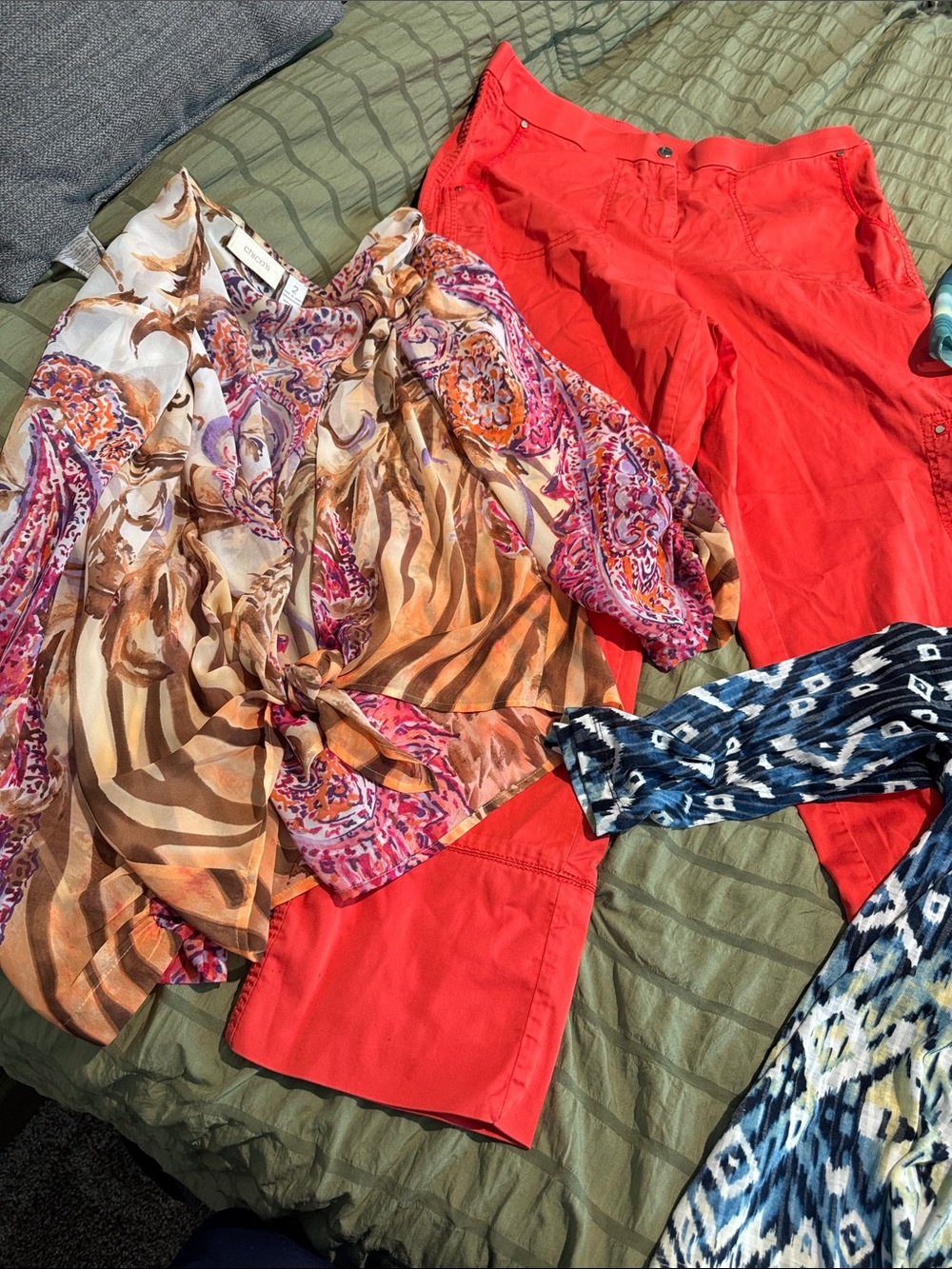 Chico’s bundle - Picture 2 of 4